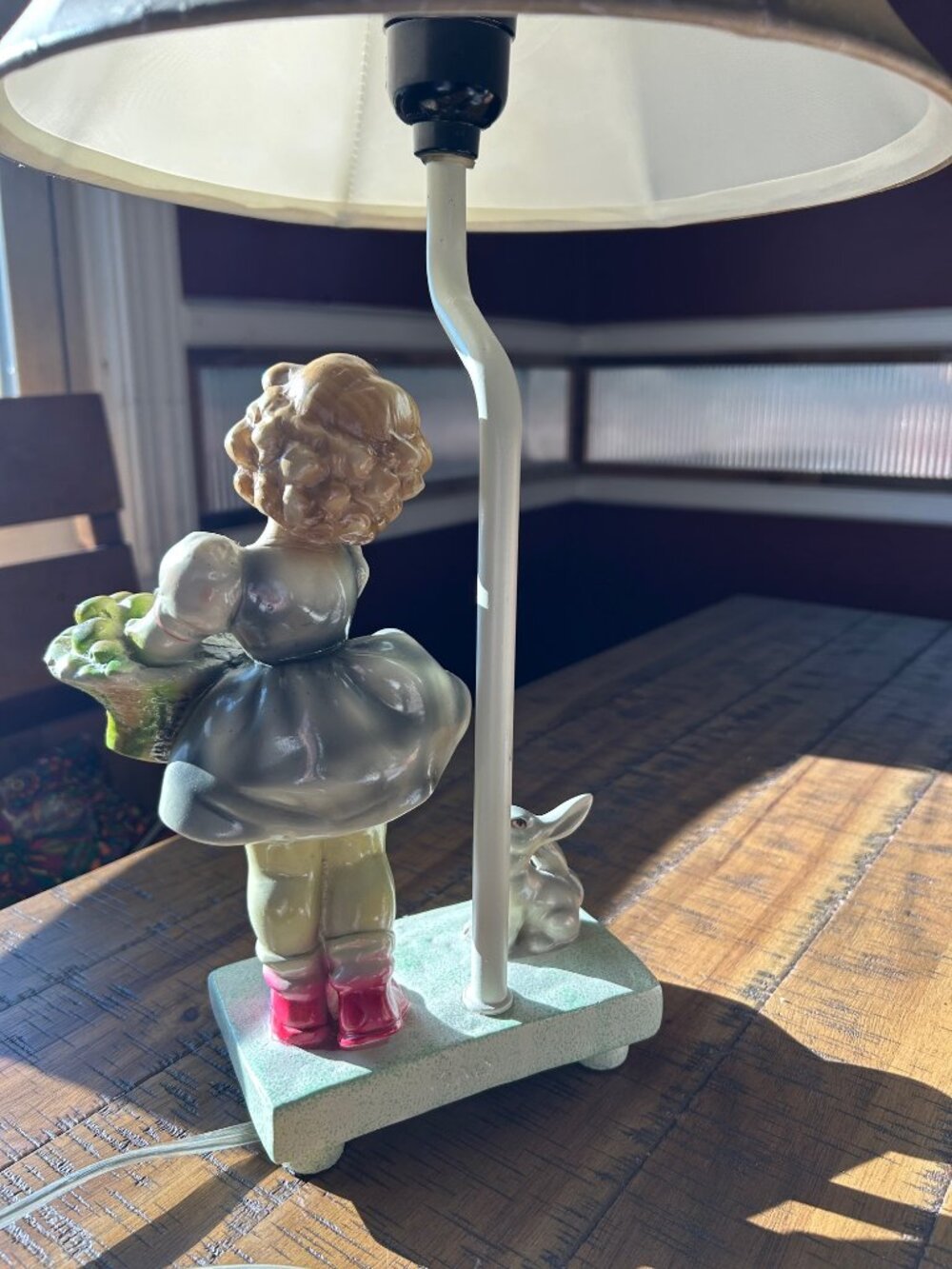 Vintage Apple Basket  Girl & Rabbit Table   Lamp  ceramic    girl holding basket - Picture 11 of 12
